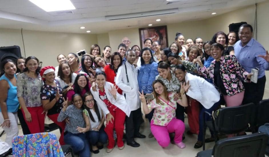 Read more about the article SNS realiza taller sobre manejo de  “Vasopresores en el neonato crítico” en el Hospital Materno Infantil San  Lorenzo de Los Mina