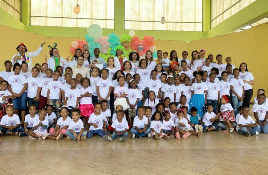 Hospital Materno Infantil San Lorenzo de Los Mina conmemora el “Día Mundial de la Anemia Falciforme”