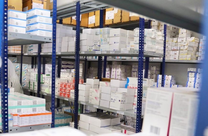 Hospital Materno Infantil San Lorenzo de Los Mina cuenta con excelentes servicios en el área de Farmacia