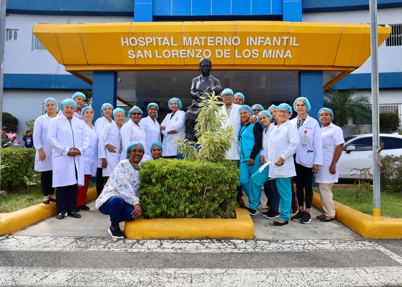 Read more about the article <strong>Hospital Materno Infantil San Lorenzo de Los Mina refuerza su compromiso con la salud a través de los servicios de su Laboratorio Clínico</strong>