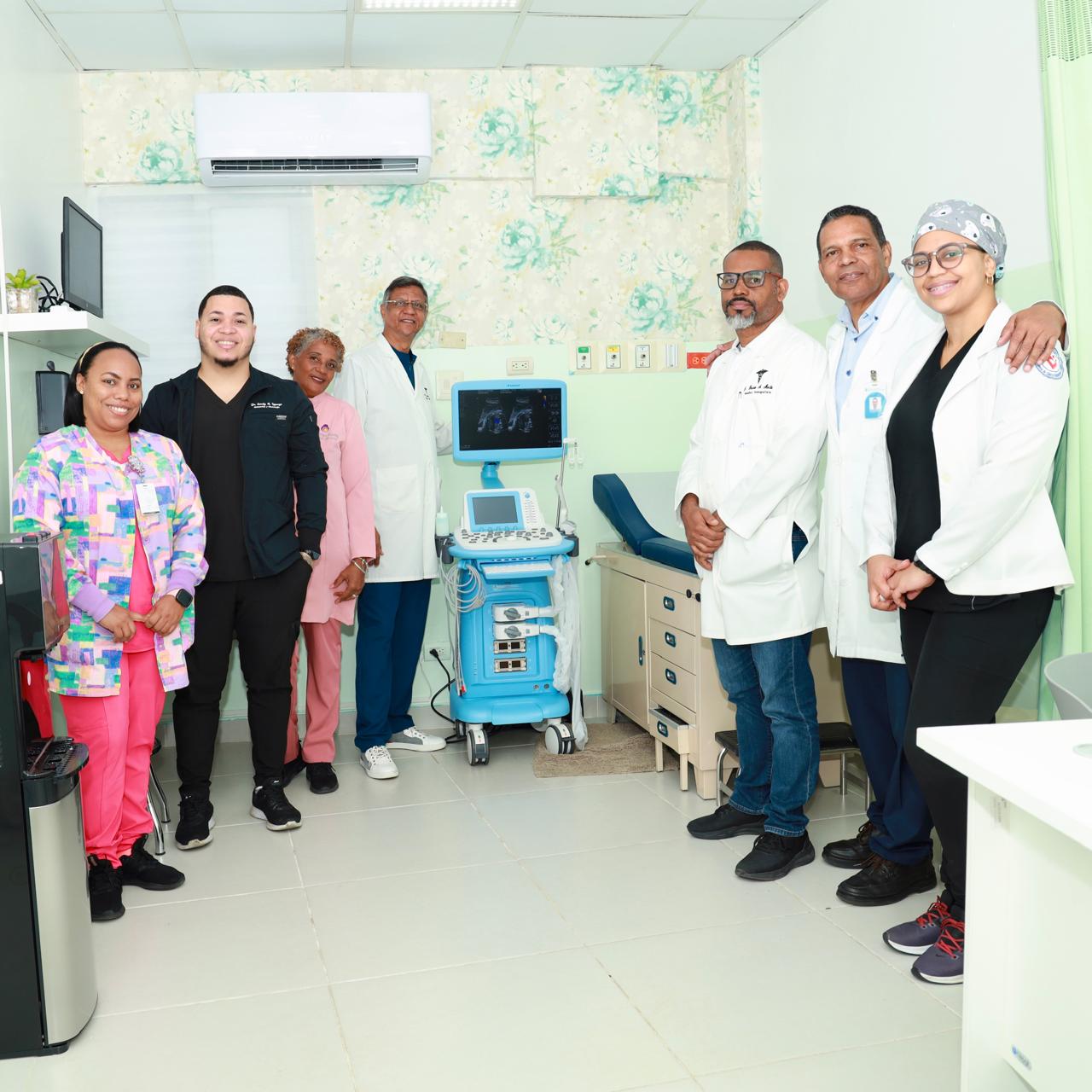 You are currently viewing <strong>Hospital Materno Infantil San Lorenzo de Los Mina inaugura moderna área Materna Fetal para fortalecer la atención especializada</strong>