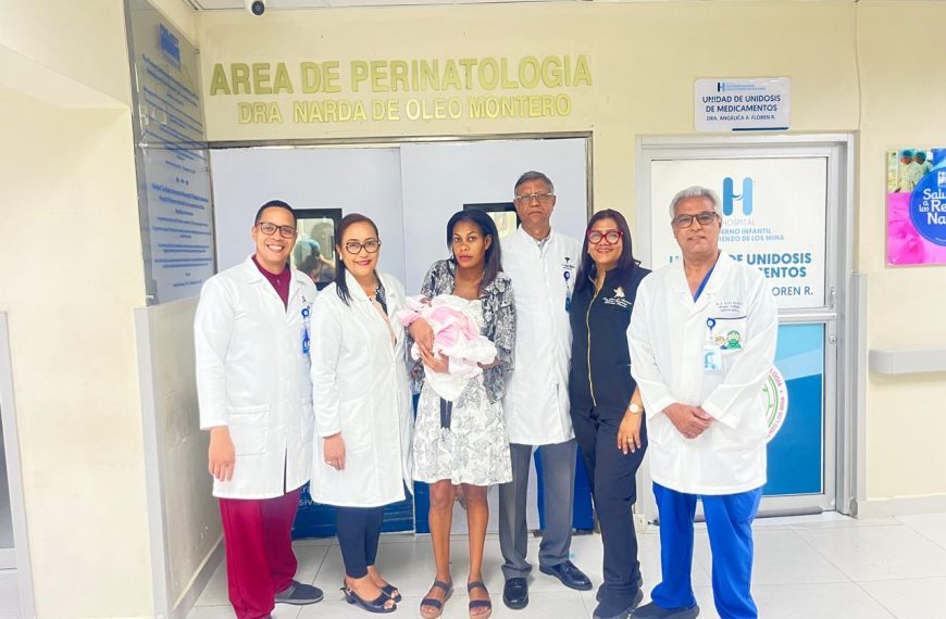 Realizan en la Maternidad Los Mina la primera cirugía fetal.